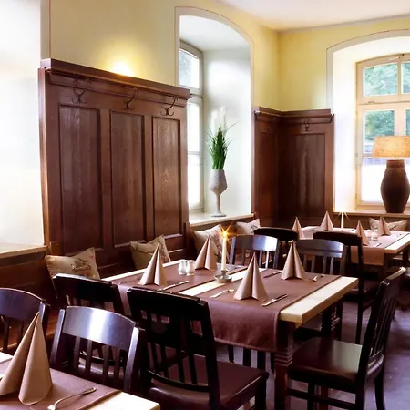Hotel Zum Fischer Hotel 3*