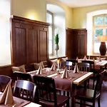Zum Fischer Hotel 3*